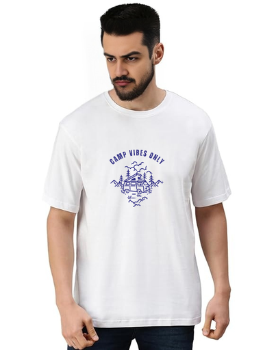 White Oversized Holiday T-Shirt -camp vibes