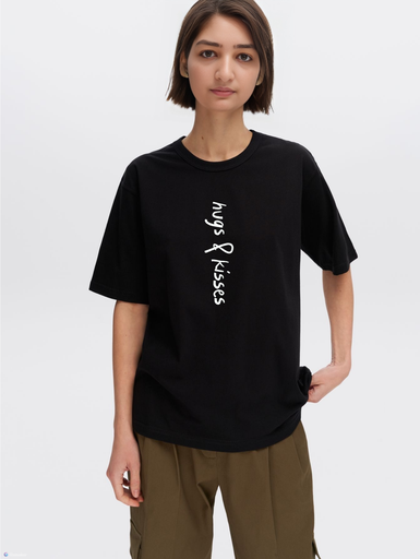 Girls Oversized Printed Black T Shirt - Hugs & Kisses